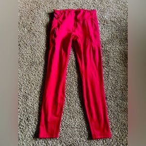 Pink leggings w/ pockets